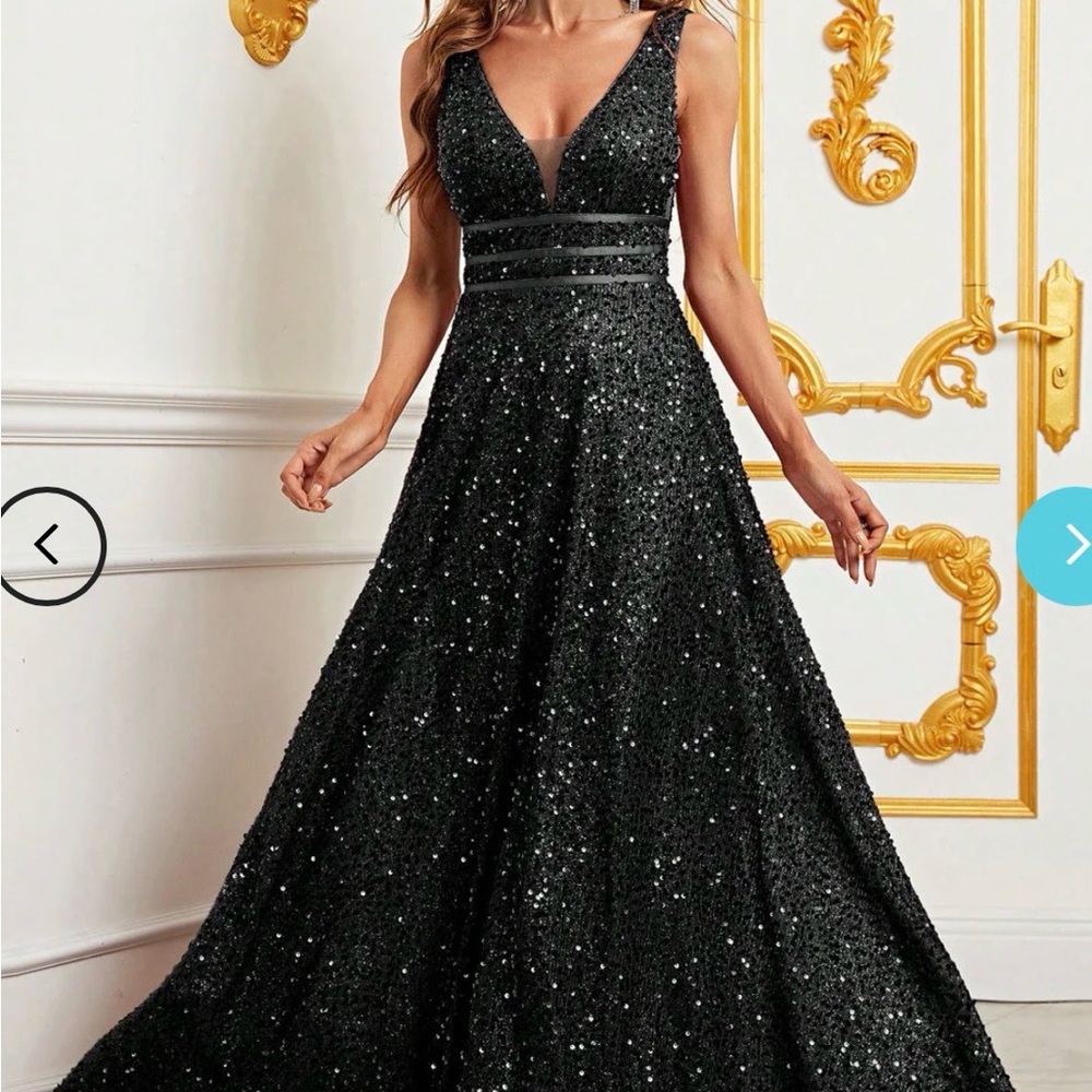 Elegant Black Sequin Evening Prom
Or wedding guest Gown